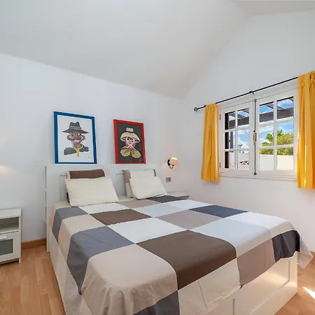 아파트 Playa Bastian: 2 Habs, 2 Banos Y Super Terraza