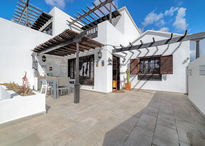 Playa Bastian: 2 Habs, 2 Banos Y Super Terraza