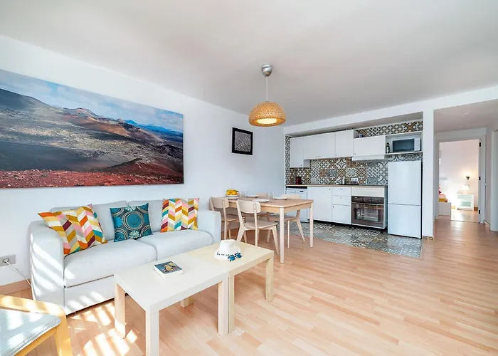 Playa Bastian: 2 Habs, 2 Banos Y Super Terraza *